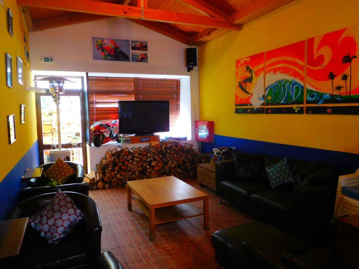 The Paintshop Hostel Figueira da Foz Buitenkant foto
